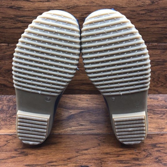 Justfab Duck Boots 7 - Picture 7 of 9